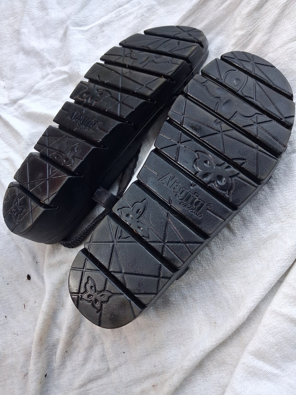 Alegria Black Braided Thong Sandals with Gold Accents - Picture 2 of 3